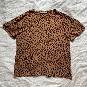 Free People cheetah print r shirt